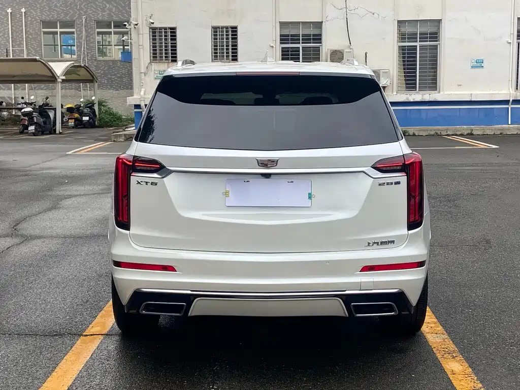 Cadillac XT6 — фото 5