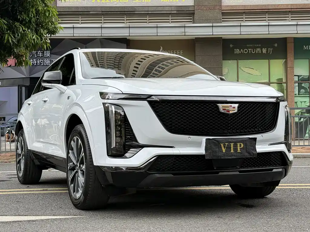 Cadillac XT5 — фото 3