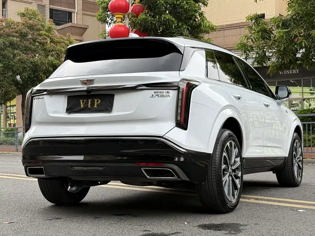 Cadillac XT5 — фото 5