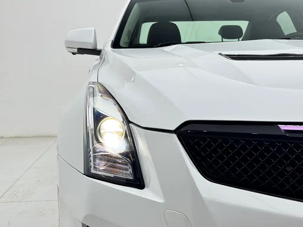 Cadillac ATS-L — фото 5
