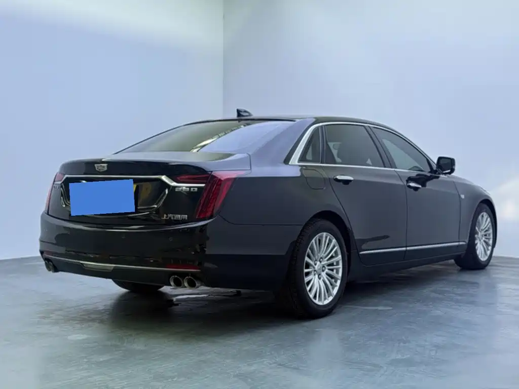 Cadillac CT6 — фото 6