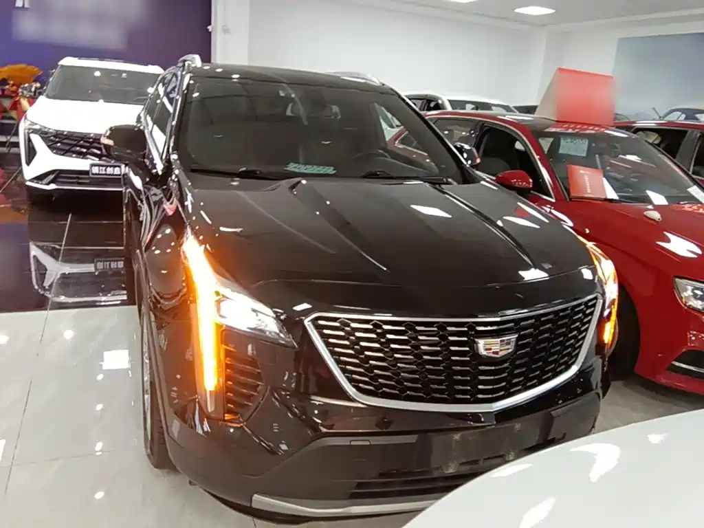 Cadillac XT4 — фото 3