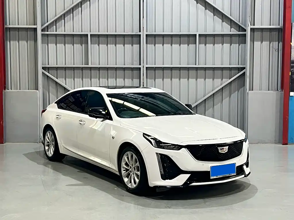Cadillac CT5 — фото 3