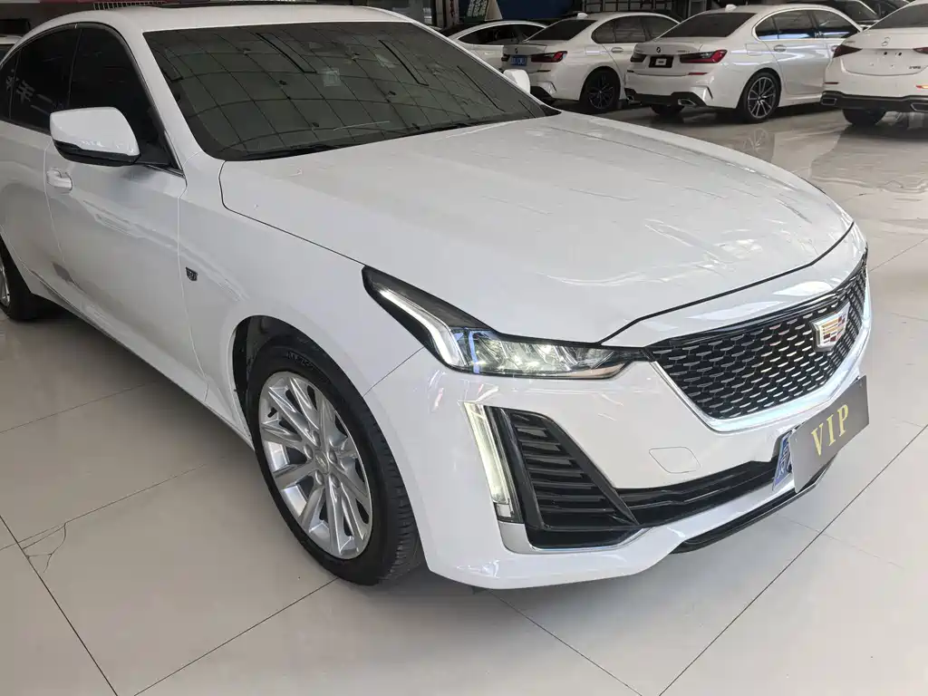 Cadillac CT5 — фото 3