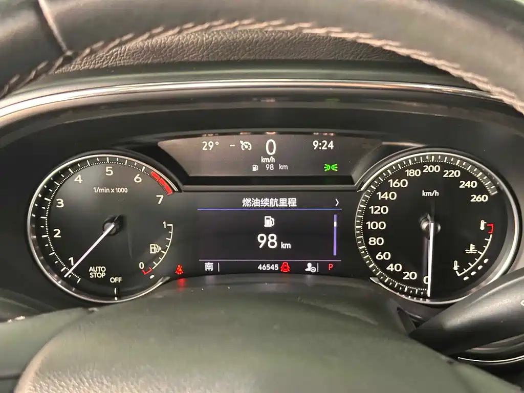 Cadillac CT5 — фото 4