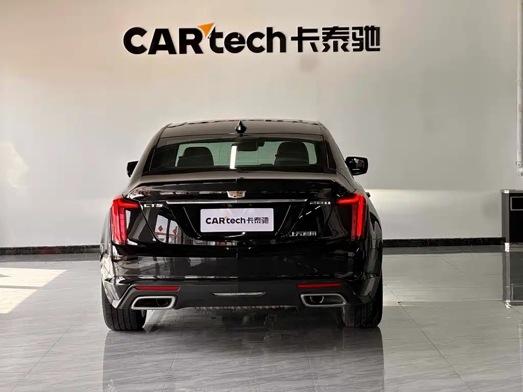 Cadillac CT5 — фото 9
