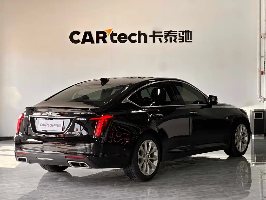Cadillac CT5 — фото 10