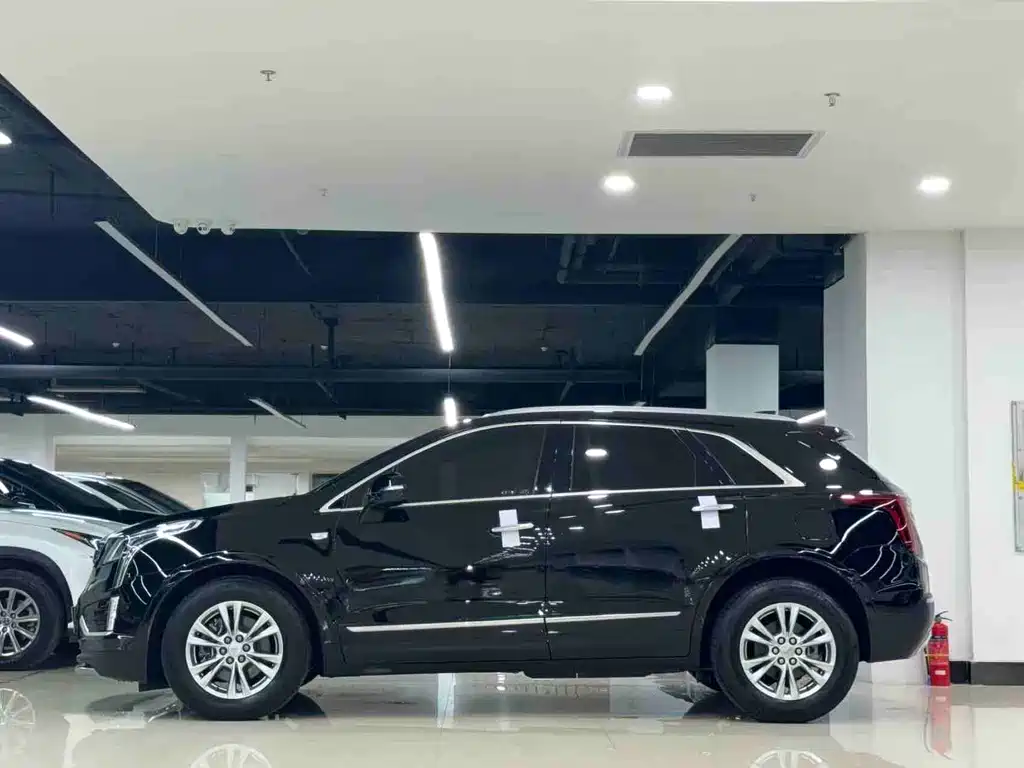 Cadillac XT5 — фото 3