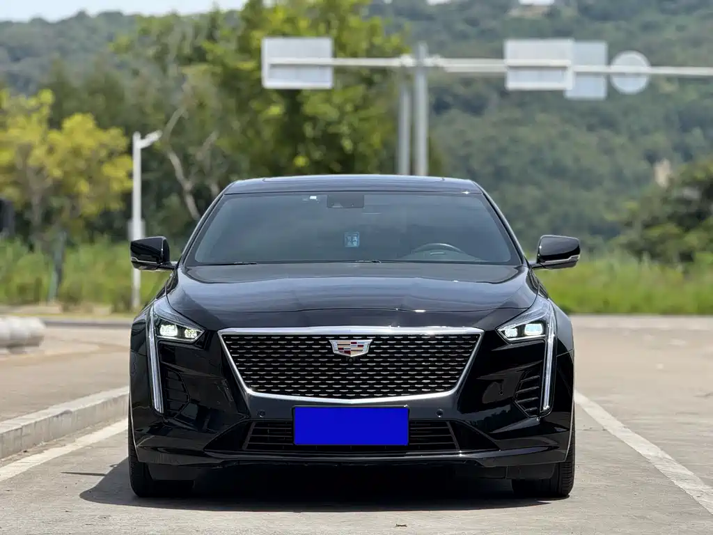 Cadillac CT6 — фото 2