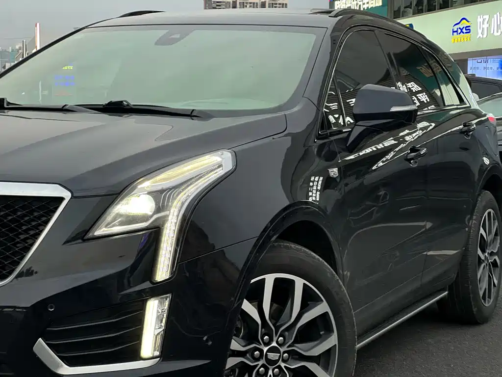 Cadillac XT5 — фото 7