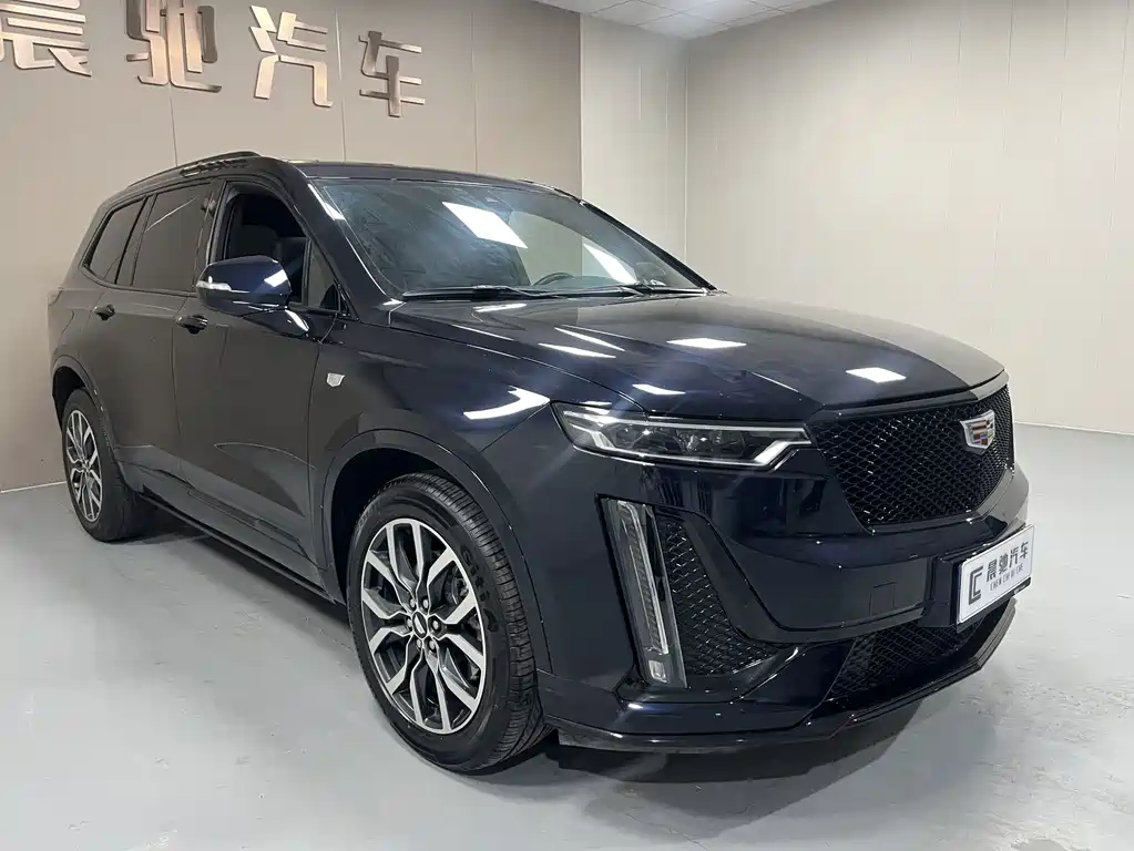 Cadillac XT6 — фото 3