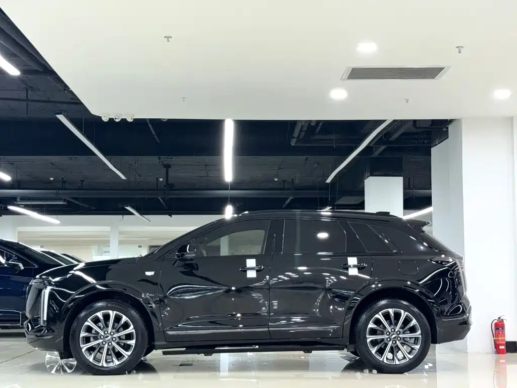 Cadillac XT5 — фото 5