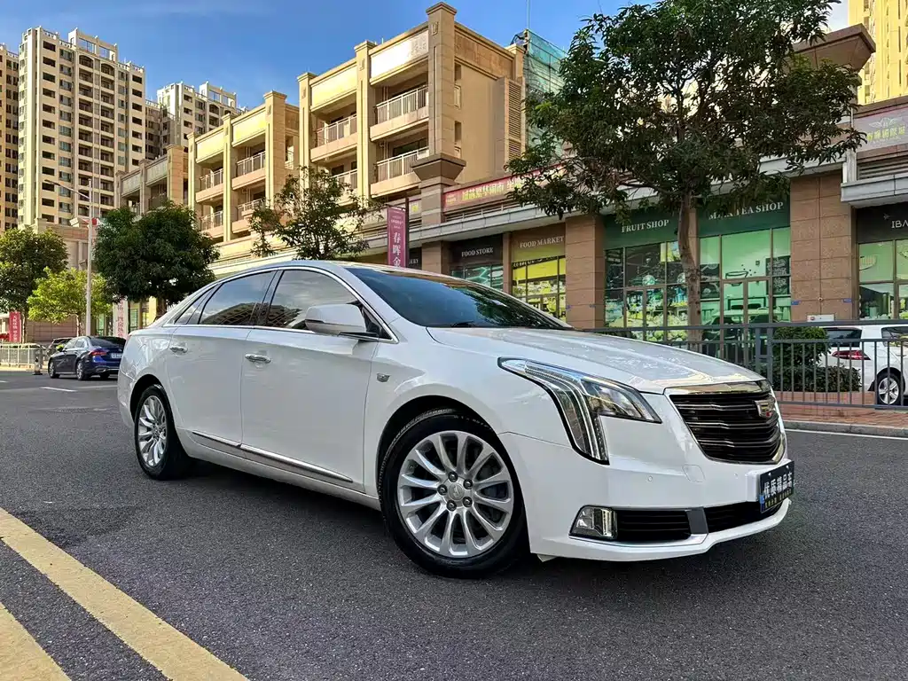 Cadillac XTS — фото 3