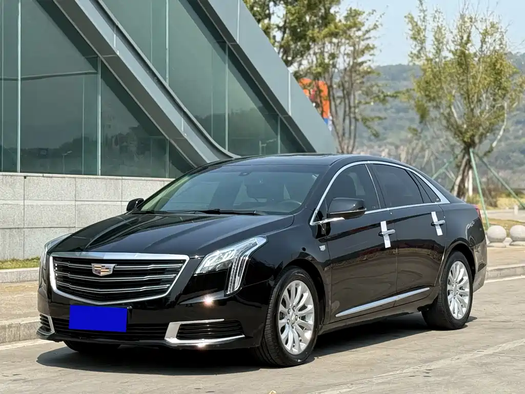 Cadillac XTS — фото 2