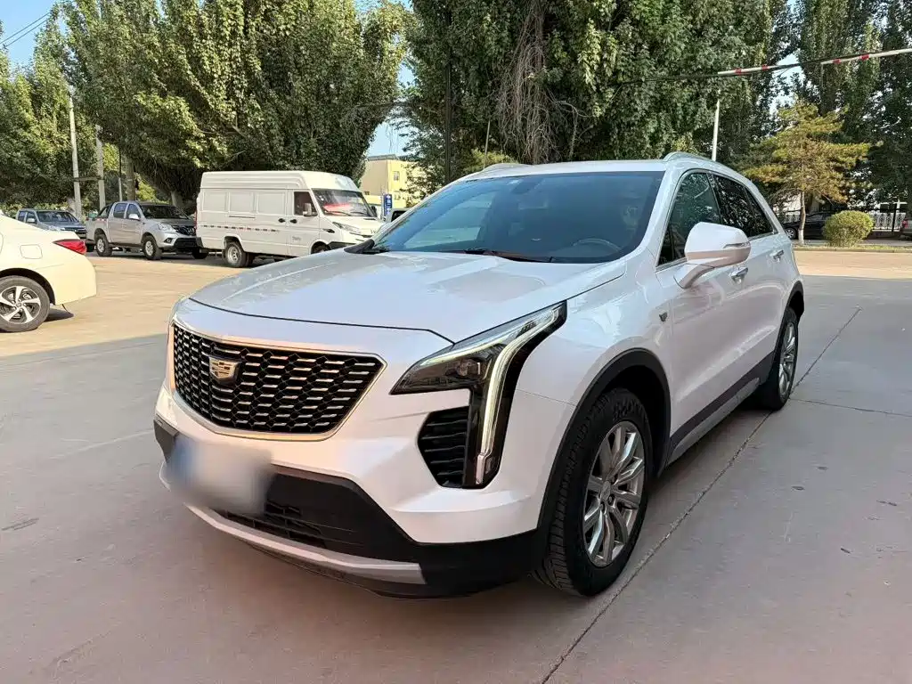 Cadillac XT4 — фото 2