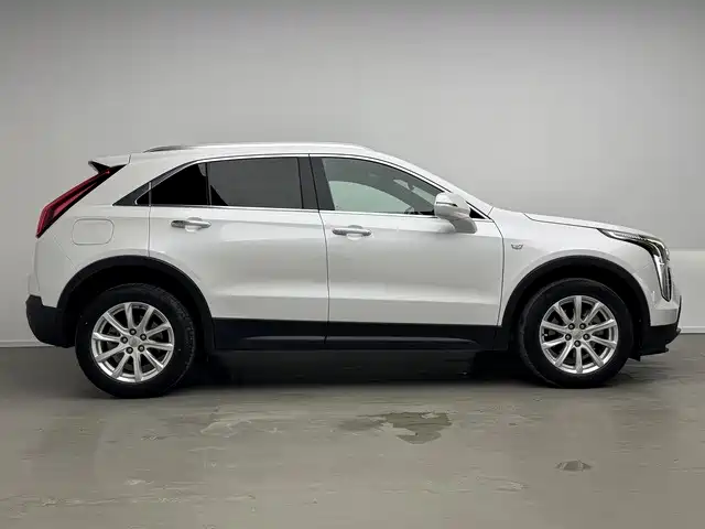 Cadillac XT4 — фото 5