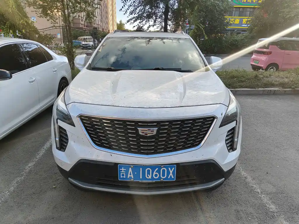 Cadillac XT4 — фото 2