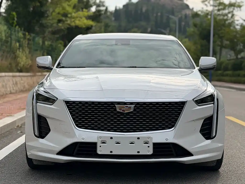 Cadillac CT6 — фото 2