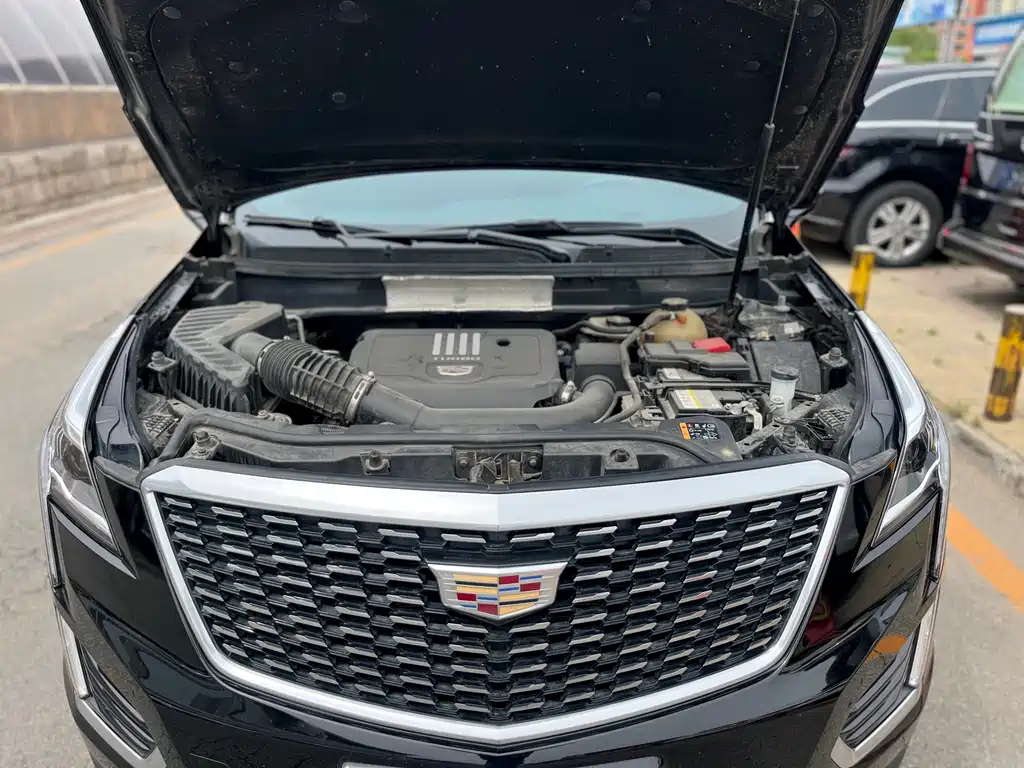 Cadillac XT5 — фото 23