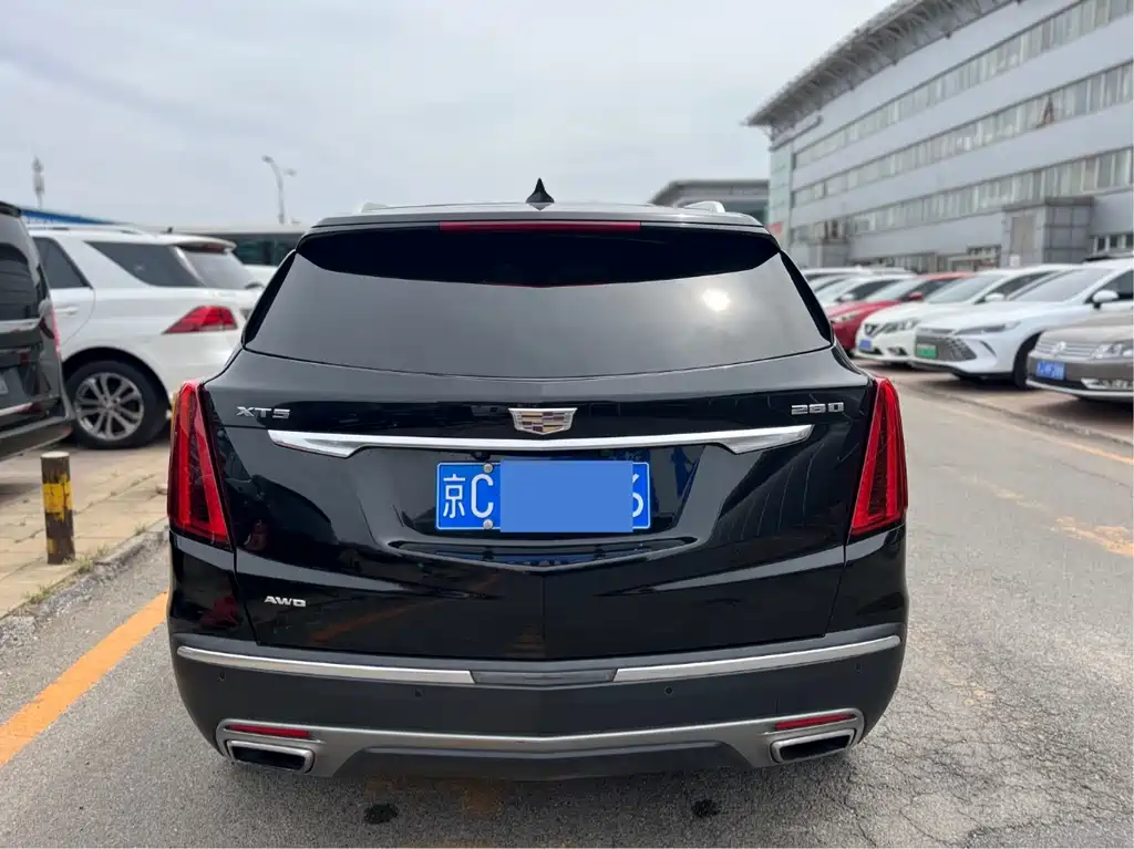 Cadillac XT5 — фото 5