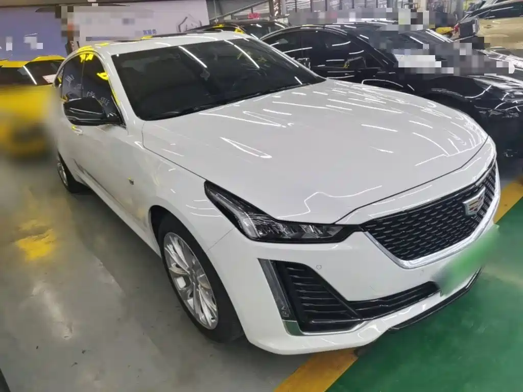 Cadillac CT5 — фото 4
