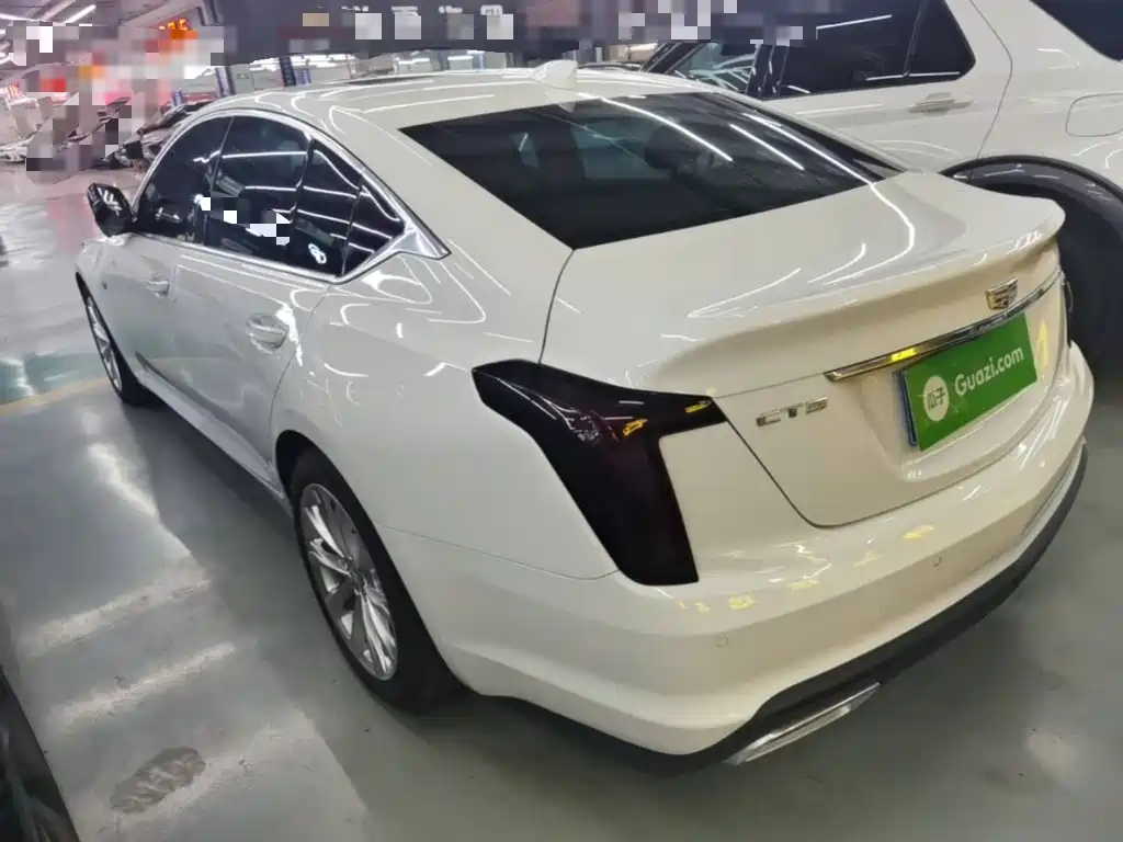 Cadillac CT5 — фото 5