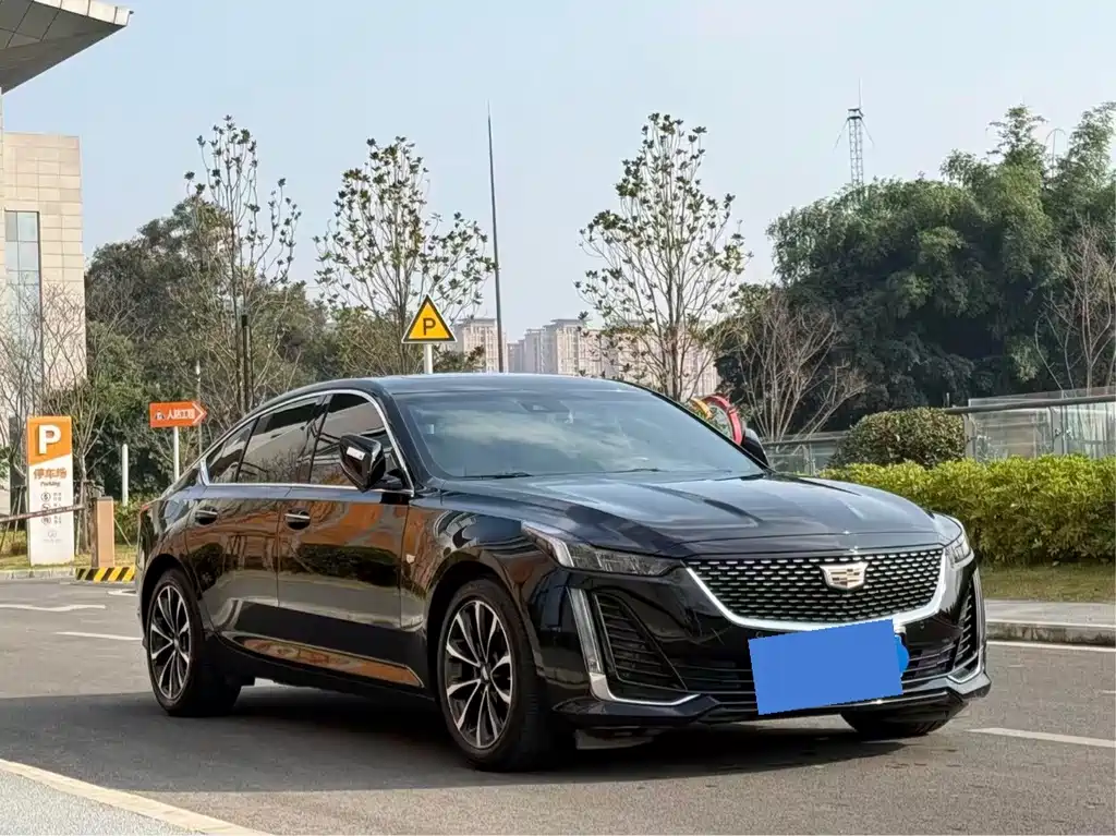 Cadillac CT5 — фото 3