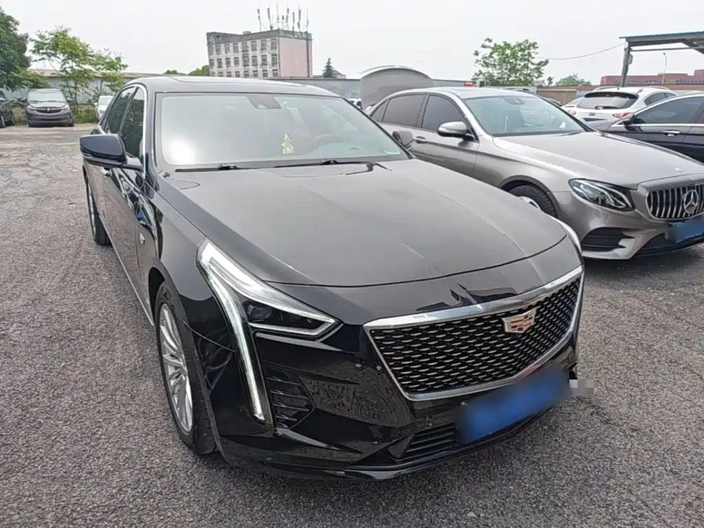 Cadillac CT6 — фото 22