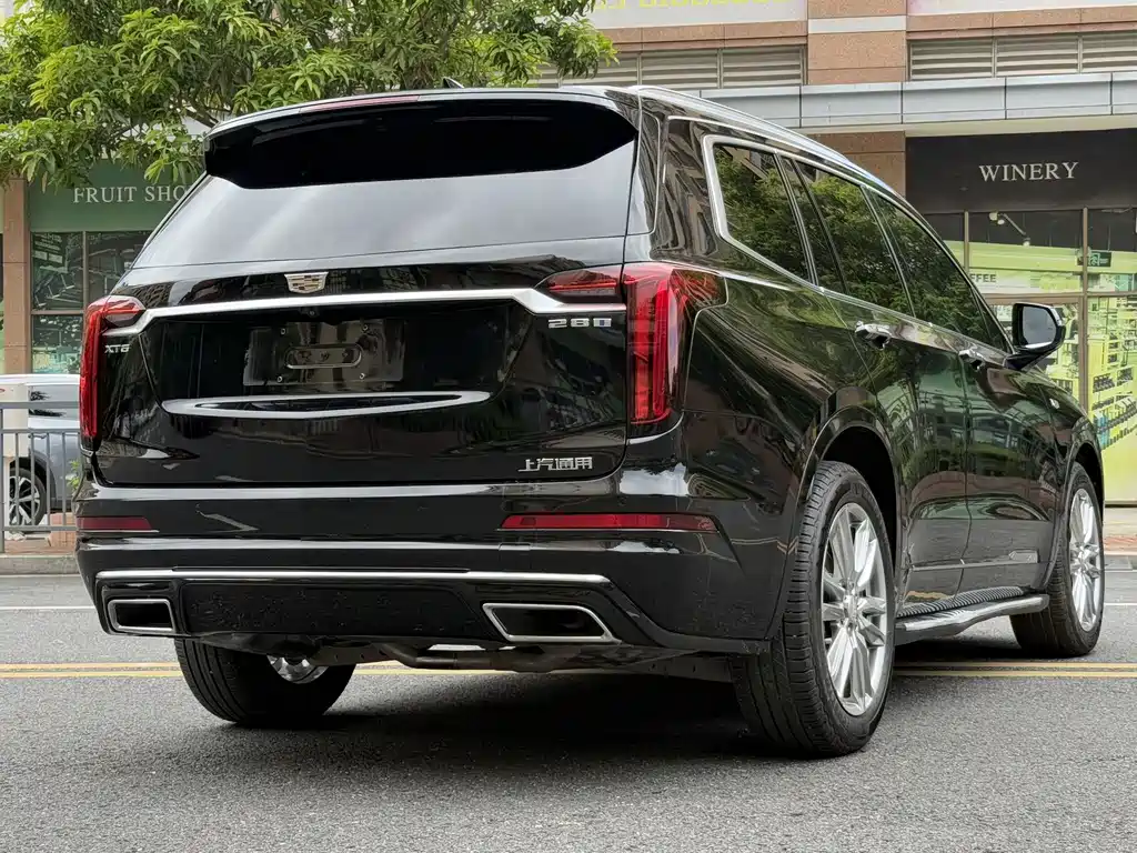 Cadillac XT6 — фото 5