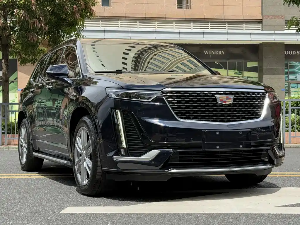 Cadillac XT6 — фото 3