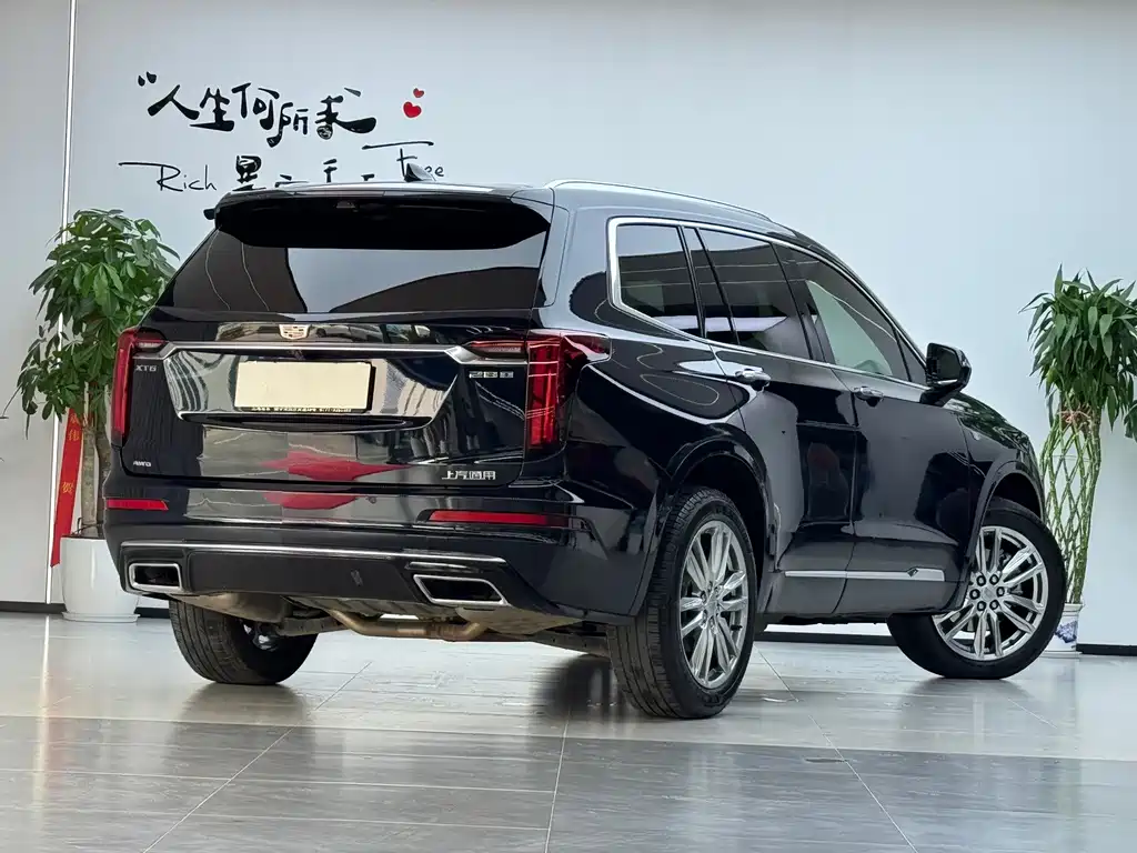 Cadillac XT6 — фото 3