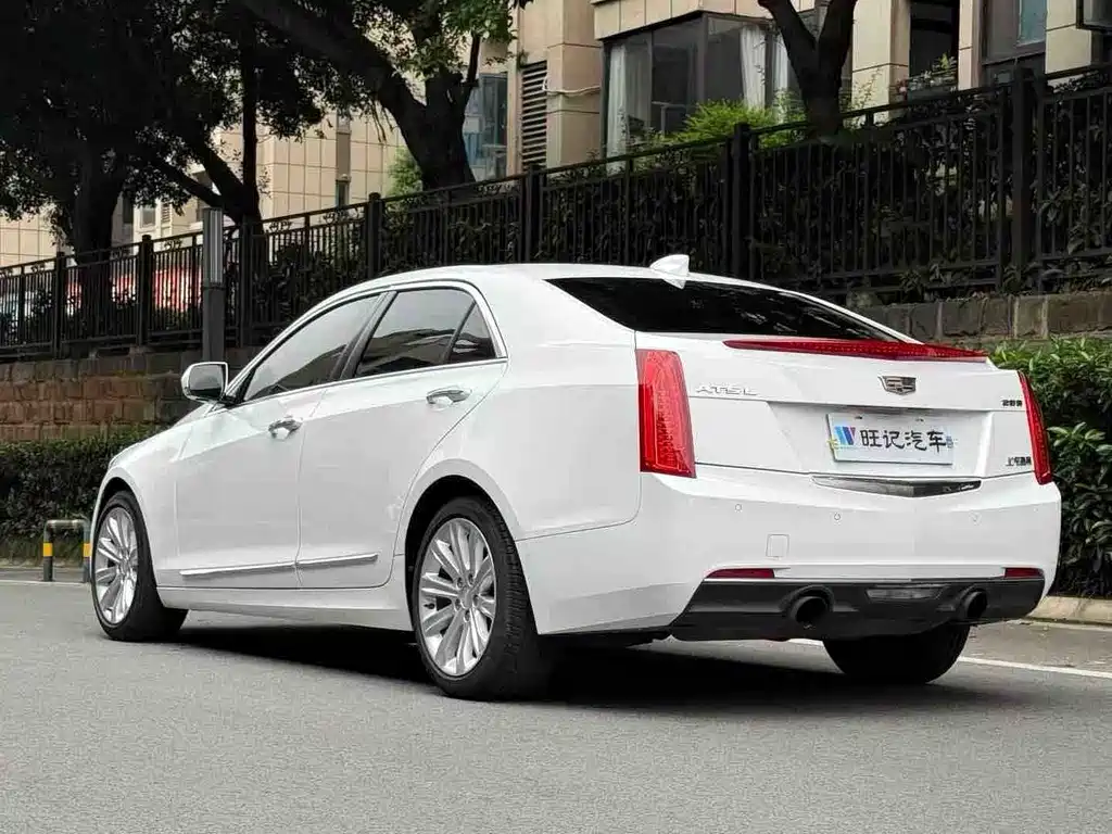Cadillac ATS-L — фото 8