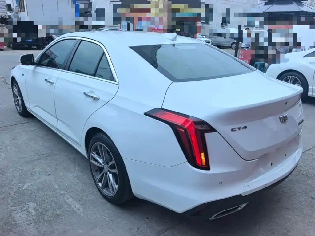 Cadillac CT4 — фото 5