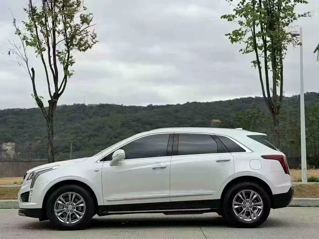 Cadillac XT5 — фото 3