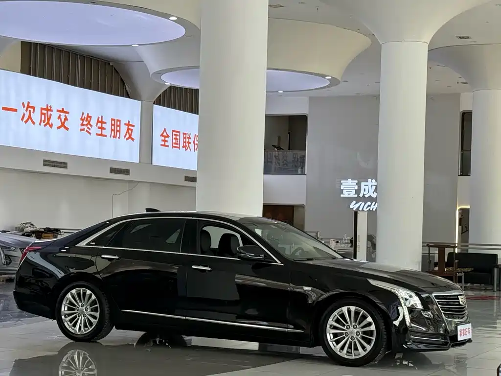 Cadillac CT6 — фото 3