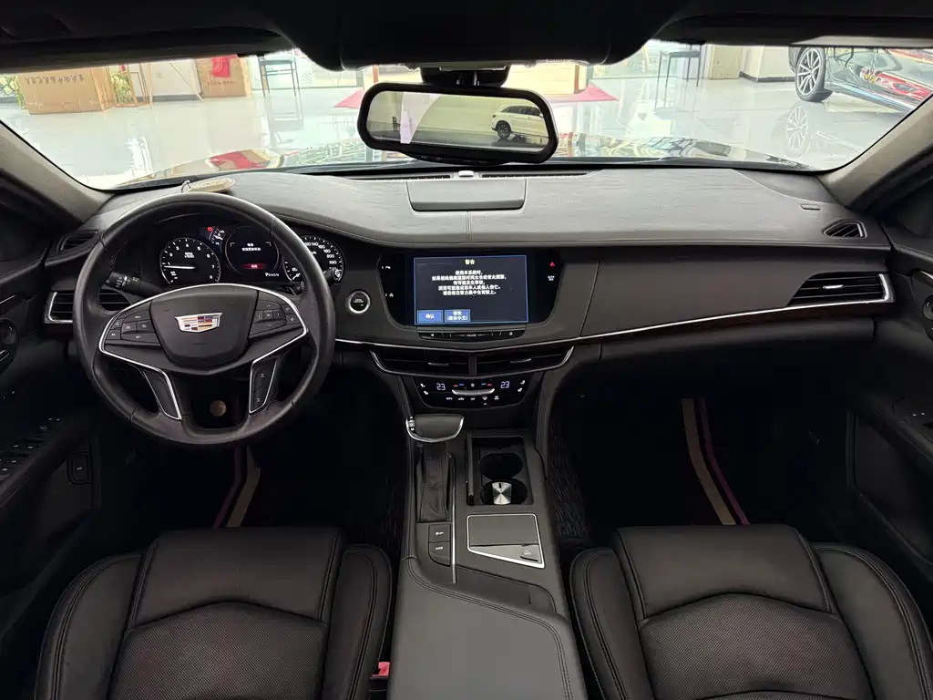Cadillac CT6 — фото 6