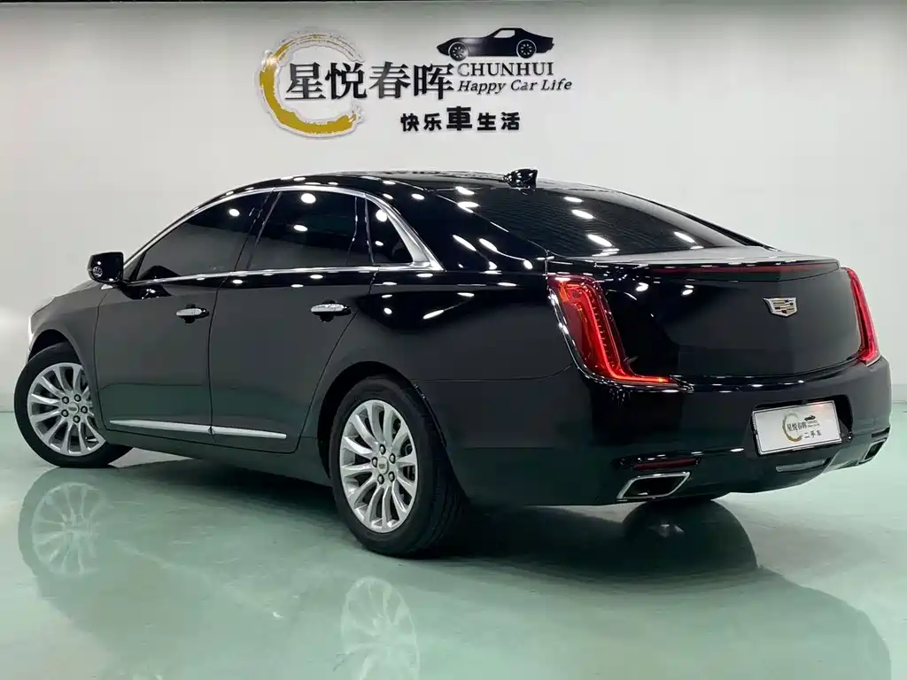 Cadillac XTS — фото 6