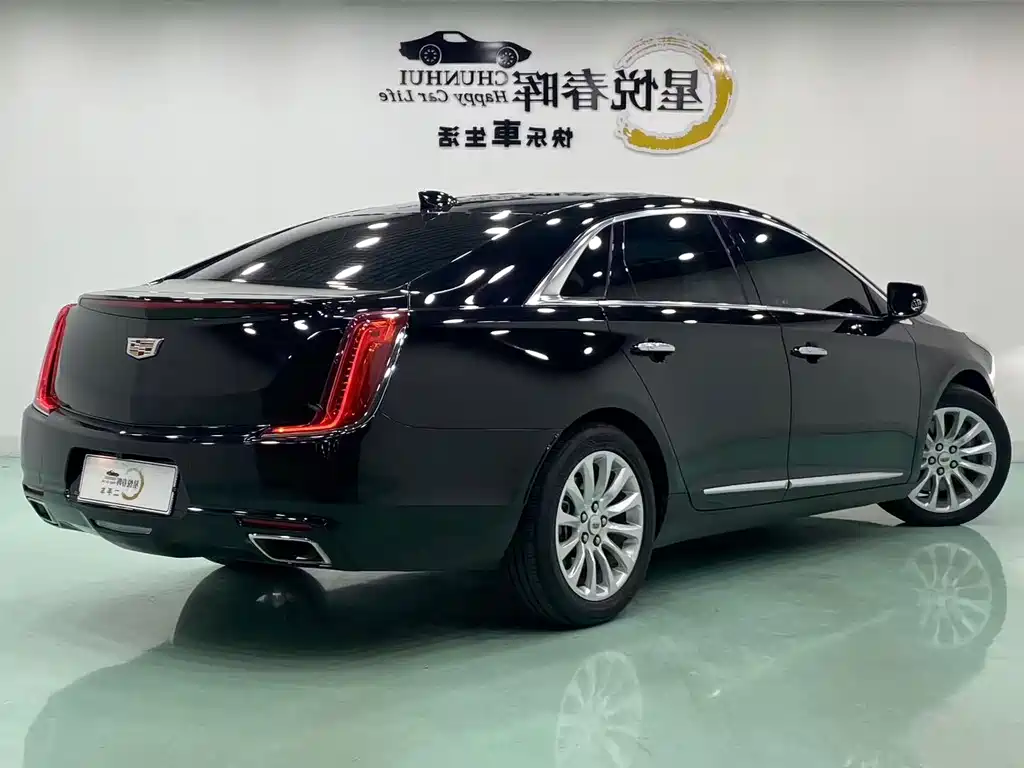 Cadillac XTS — фото 8