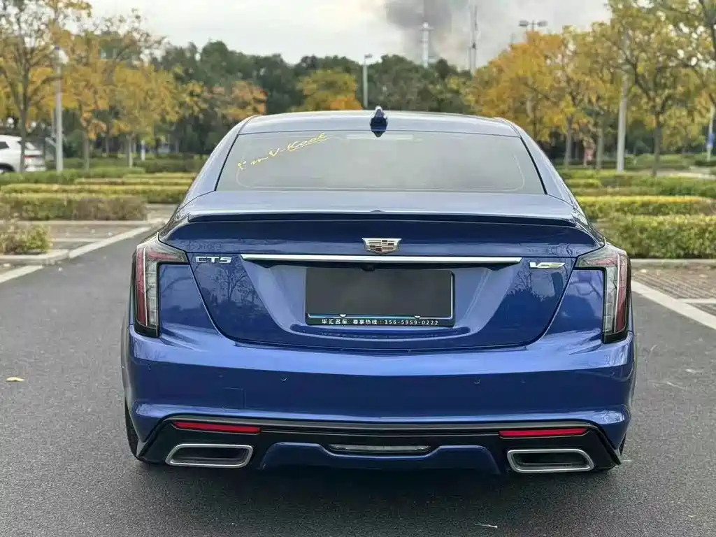Cadillac CT5 — фото 7