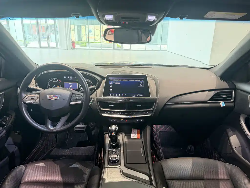 Cadillac CT5 — фото 6