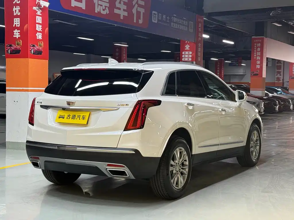 Cadillac XT5 — фото 5