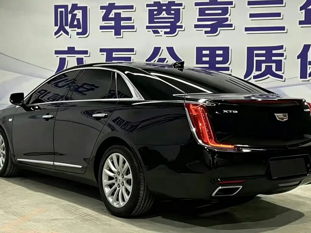 Cadillac XTS — фото 5