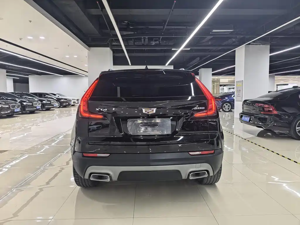 Cadillac XT4 — фото 5