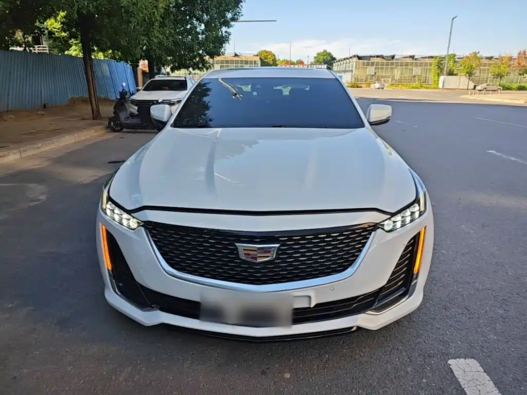 Cadillac CT5 — фото 3