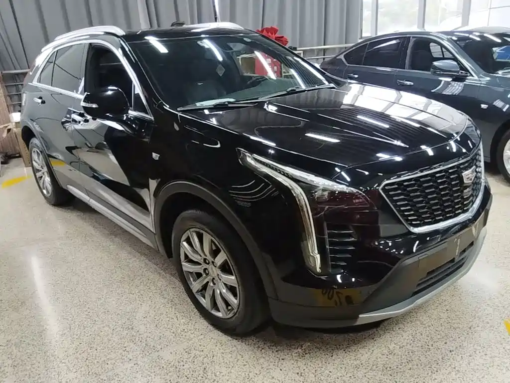Cadillac XT4 — фото 4