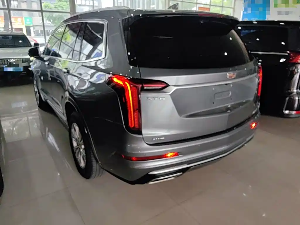 Cadillac XT6 — фото 5