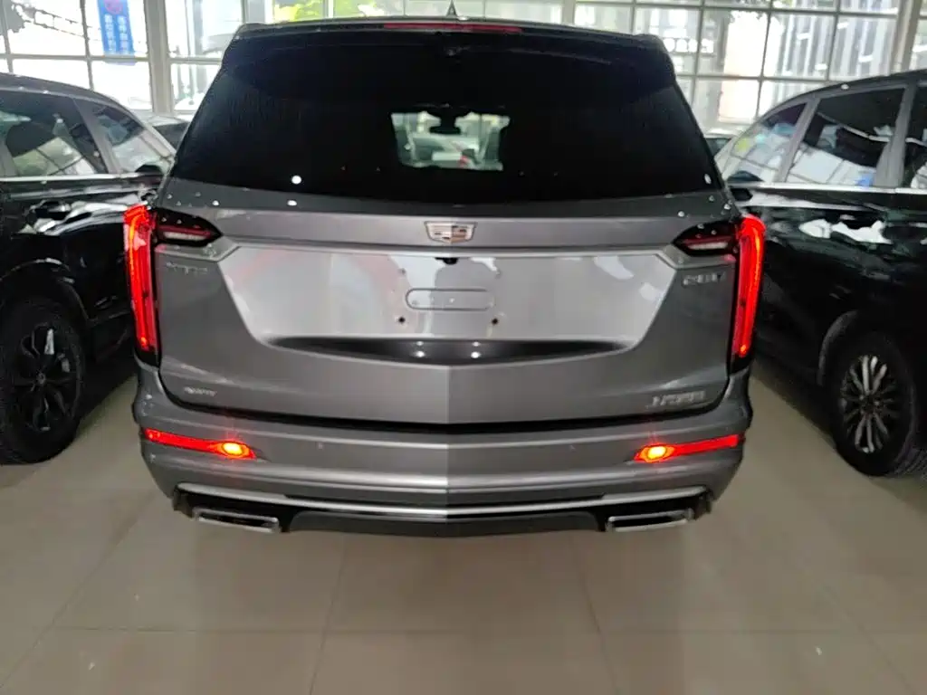 Cadillac XT6 — фото 6