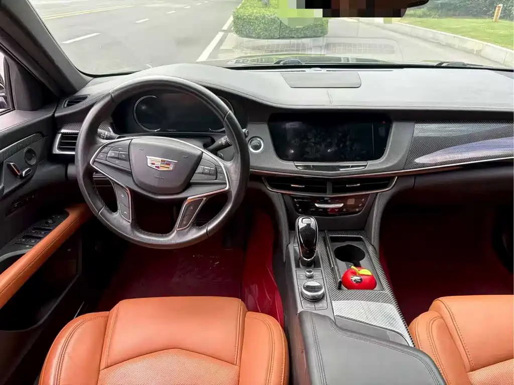 Cadillac CT6 — фото 5