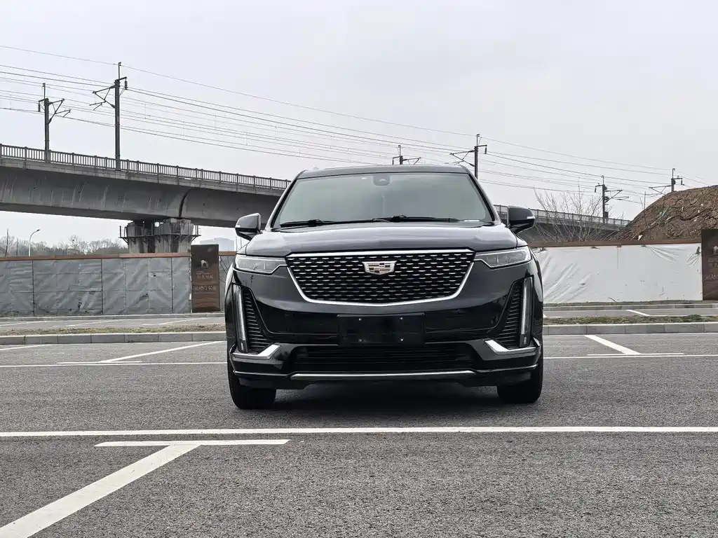 Cadillac XT6 — фото 2