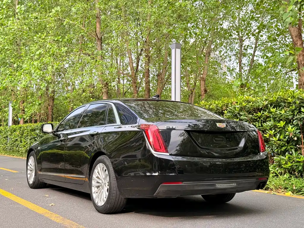 Cadillac CT6 — фото 3